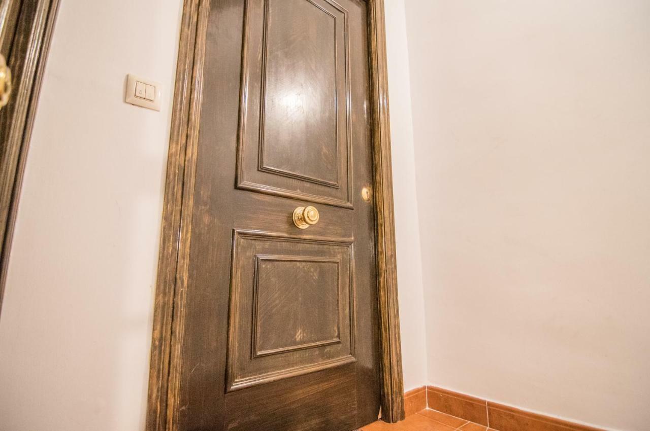 Tuguest Plaza Nueva Apartment 格拉纳达 外观 照片